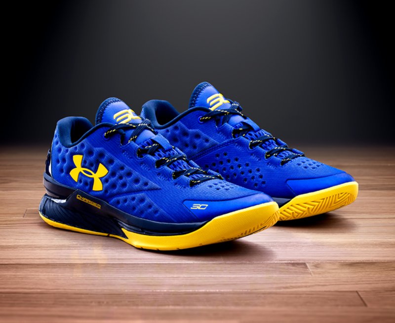 curry 1 low blue